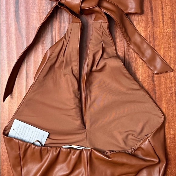 NWT STAUD 70s Vegan Leather Keyhole Twist Front Open Back Halter Tie Crop Top 10 - Picture 14 of 17